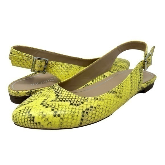 Vionic Flats - Picture 1 of 9